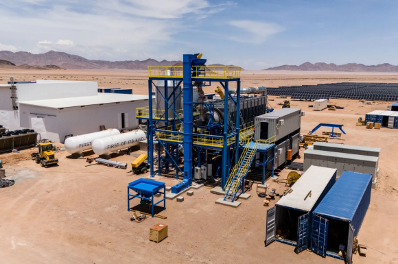 The Download: de-censoring DeepSeek, and Gemini 3